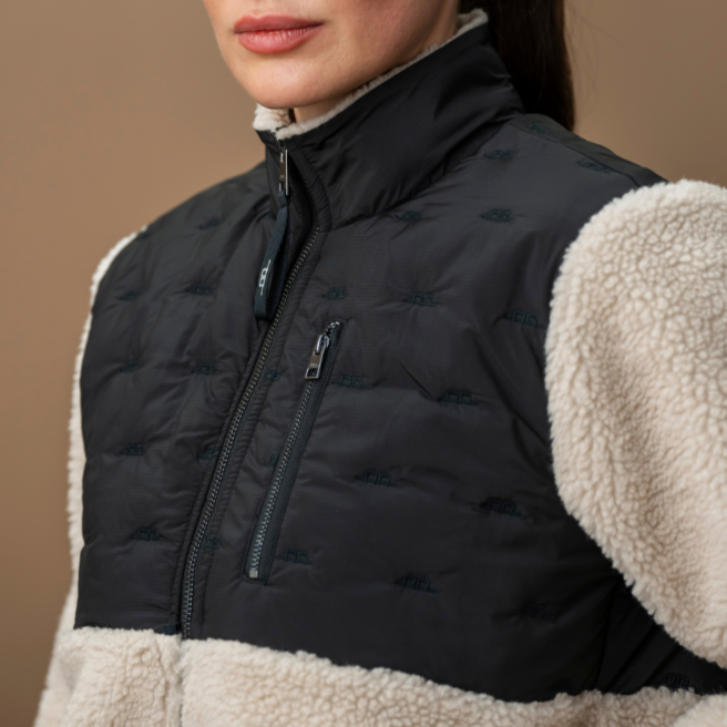 Alessandro Albanese Lorenza Zip Through Borg Fleece #colour_sand-black