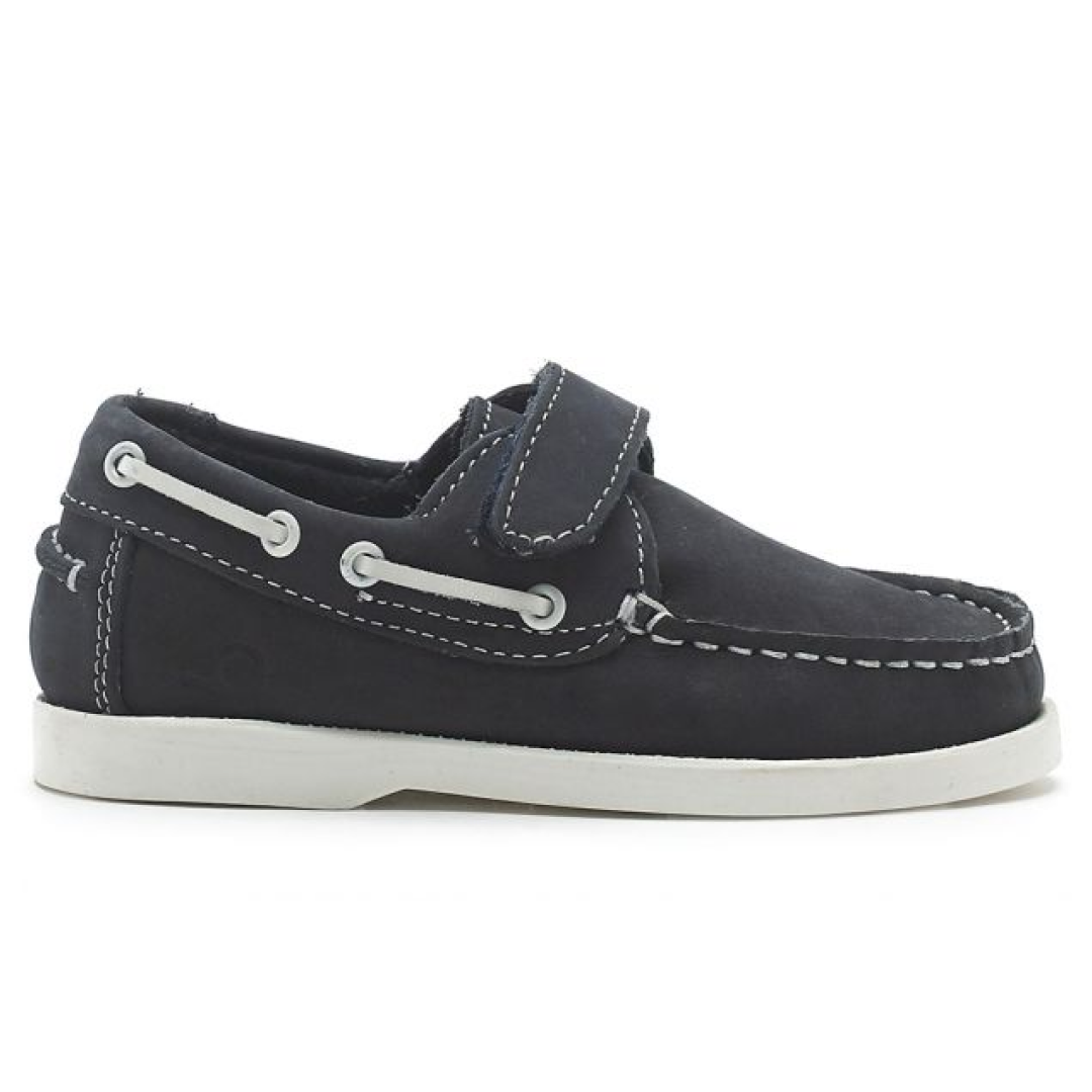 Chatham Oliver Kids Velcro Boat Shoes#colour_navy