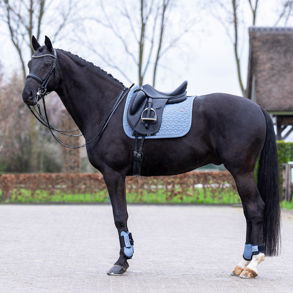 HV Polo Essential Dressage Saddle Pad #colour_dark-mist-blue