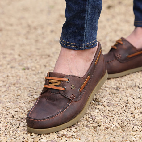 Shires Moretta Avisa Deck Shoes #colour_chestnut