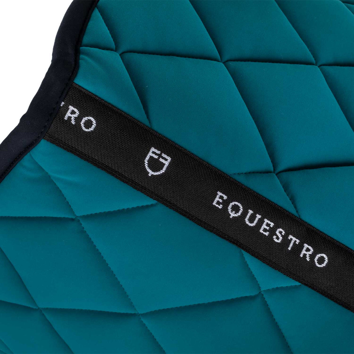 Dressage saddle pad in technical fabric