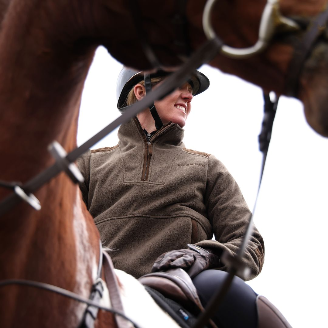 Shires Aubrion Heritage Unisex Quarter Zip Fleece #colour-dark-olive